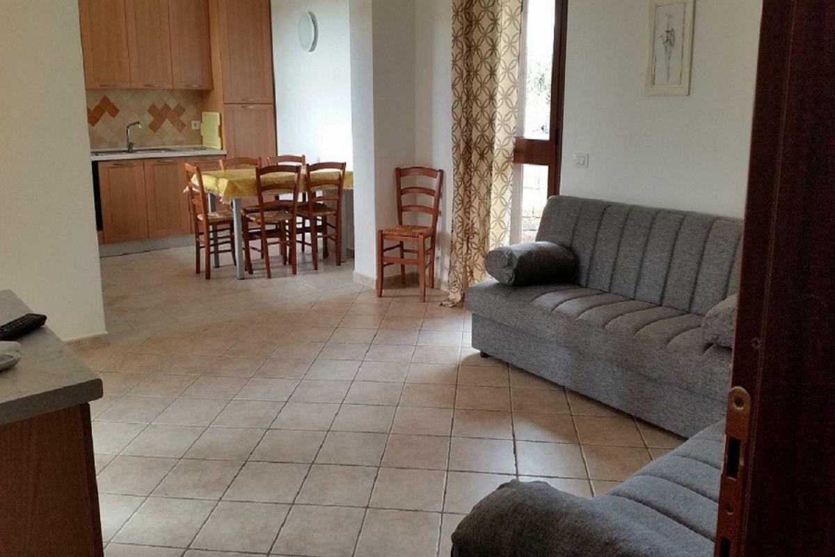 Appartamento Casa Alice Budoni Esterno foto