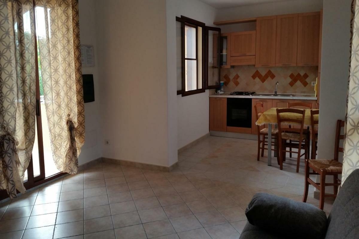 Appartamento Casa Alice Budoni Esterno foto
