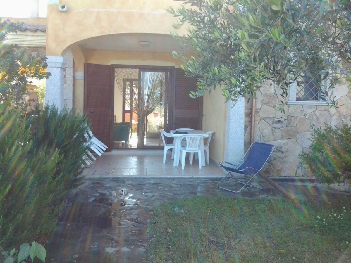 Appartamento Casa Alice Budoni Esterno foto